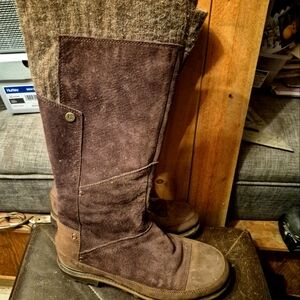 The North Face Brown Suede Primaloft 200 gram Knee High Boots